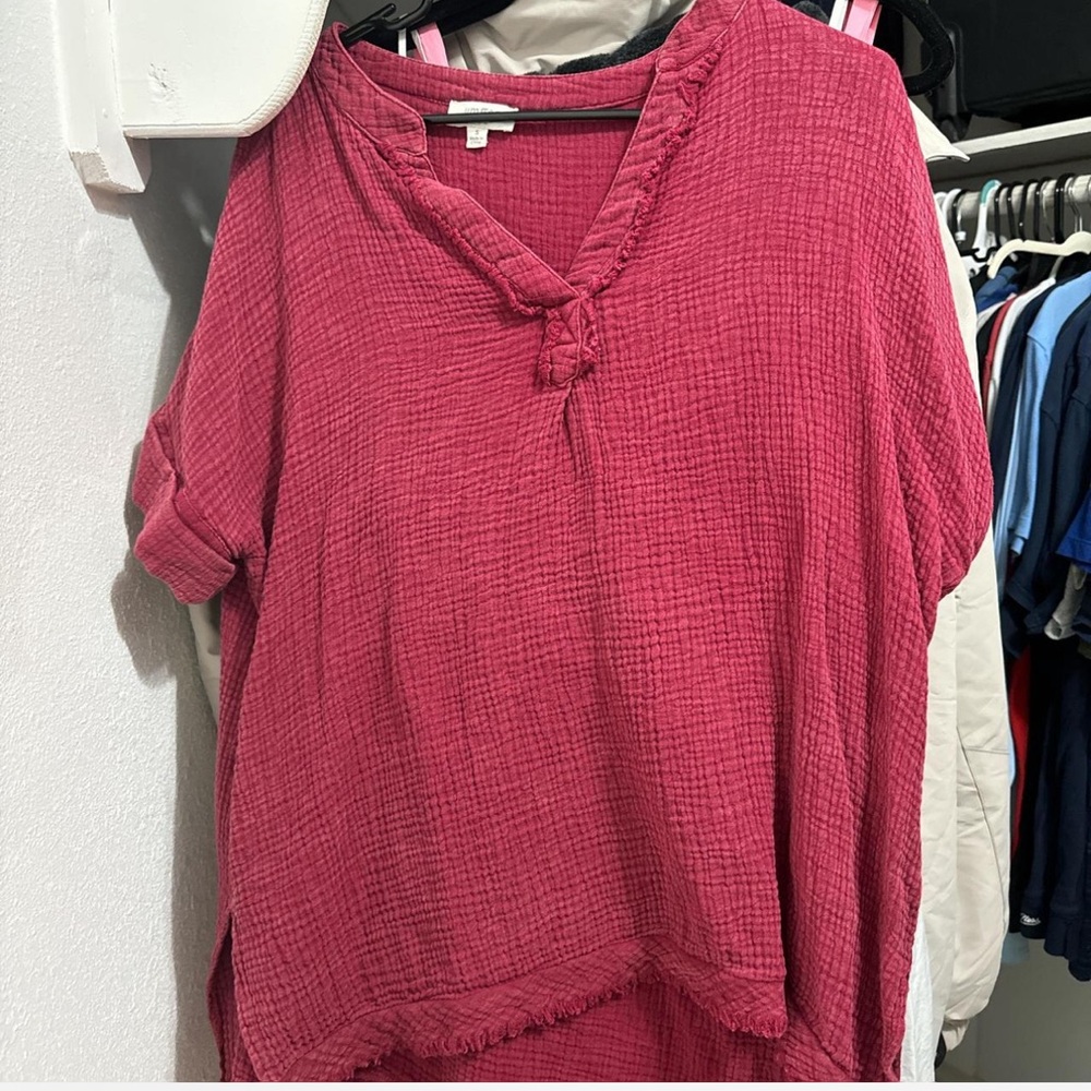 Umgee Raspberry Textured Blouse